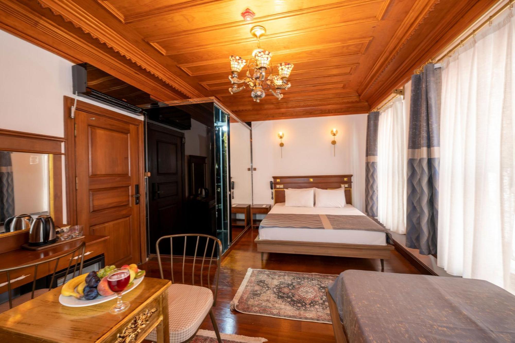 Valeria Antique 1892 Hotel Istanboel Buitenkant foto