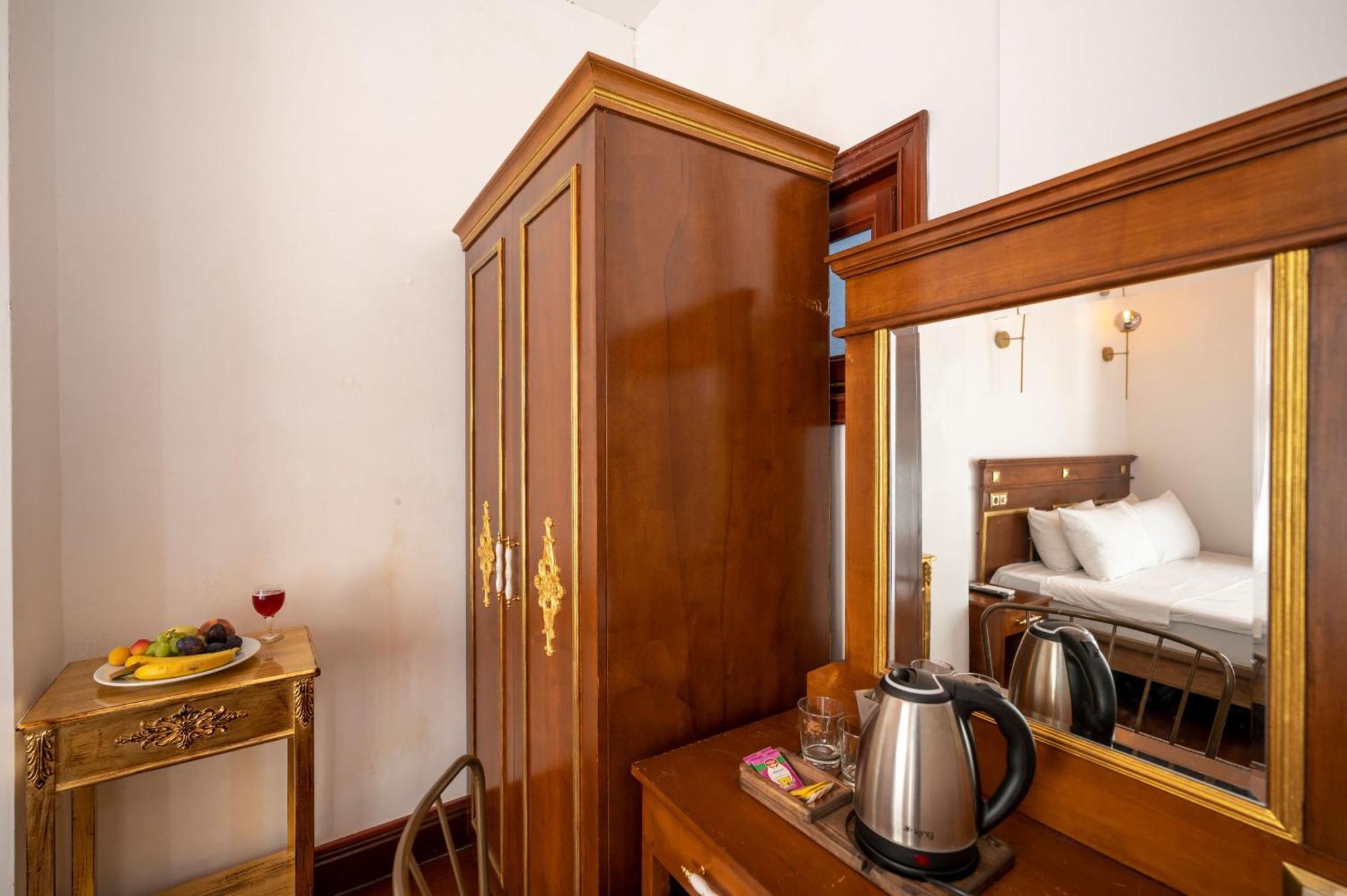 Valeria Antique 1892 Hotel Istanboel Buitenkant foto